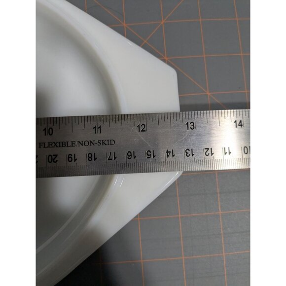 Vintage Pyrex Blue Snowflake Garland Oval Lid 12.75" White Glass Replacement - Picture 8 of 15
